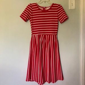 XS Lularoe Red/white stripe Amelia
